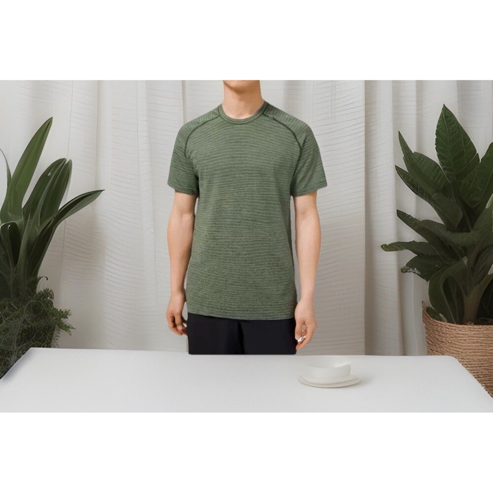 Lululemon Metal Vent Tech Short Sleeve Green Striped  SZ L  Men’s